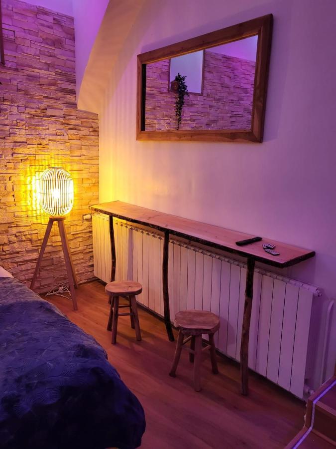 Le Spa De La Cathedrale - Jacuzzi - Sauna - Champagne - Netflix - Wifi Troyes Buitenkant foto
